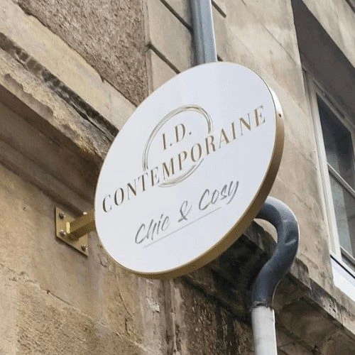 Enseigne-drapeau-LD-Contemporaine-Avignon